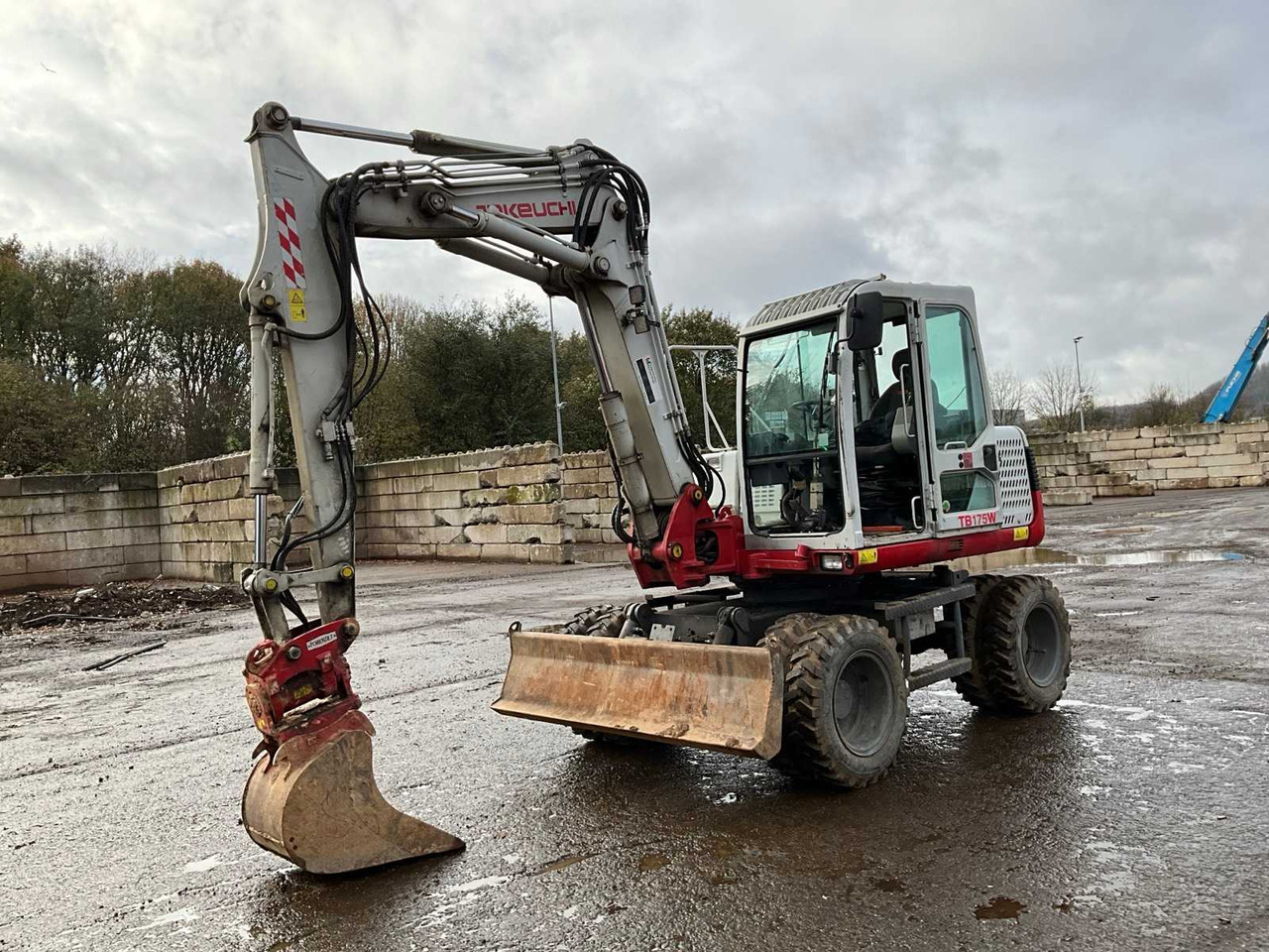 2005 TAKEUCHI TB175W WHEELED EXCAVATOR - Wheel excavator: picture 1 2005 TAKEUCHI TB175W WHEELED EXCAVATOR - Wheel excavator: picture 1