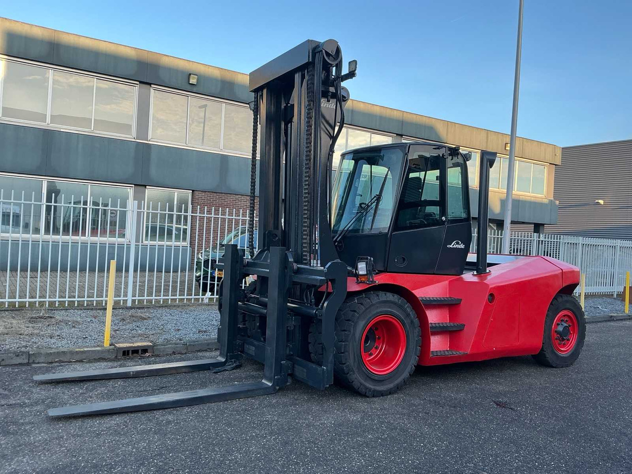 2007 LINDE H180 FORKLIFT - Forklift: picture 1 2007 LINDE H180 FORKLIFT - Forklift: picture 1