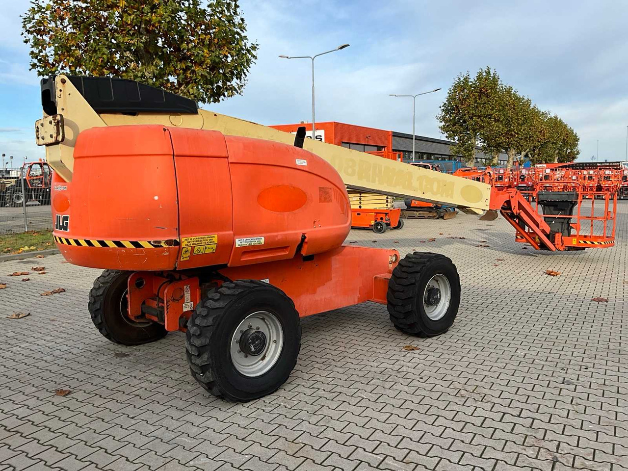 2010 JLG 660SJG BOOM LIFT 4X4 - Aerial platform: picture 4 2010 JLG 660SJG BOOM LIFT 4X4 - Aerial platform: picture 4