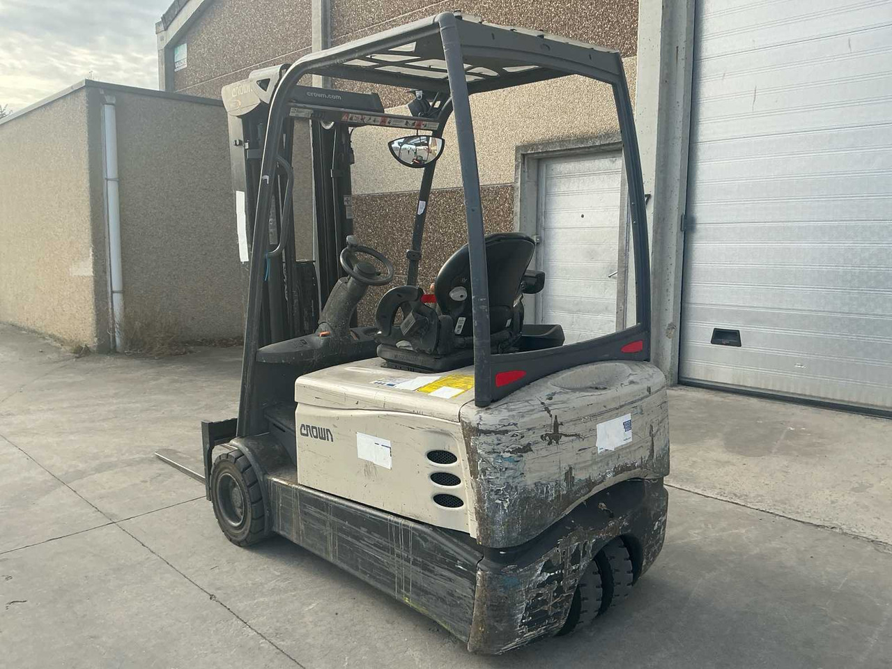 2015 CROWN SC600 FORKLIFT - Forklift: picture 2 2015 CROWN SC600 FORKLIFT - Forklift: picture 2