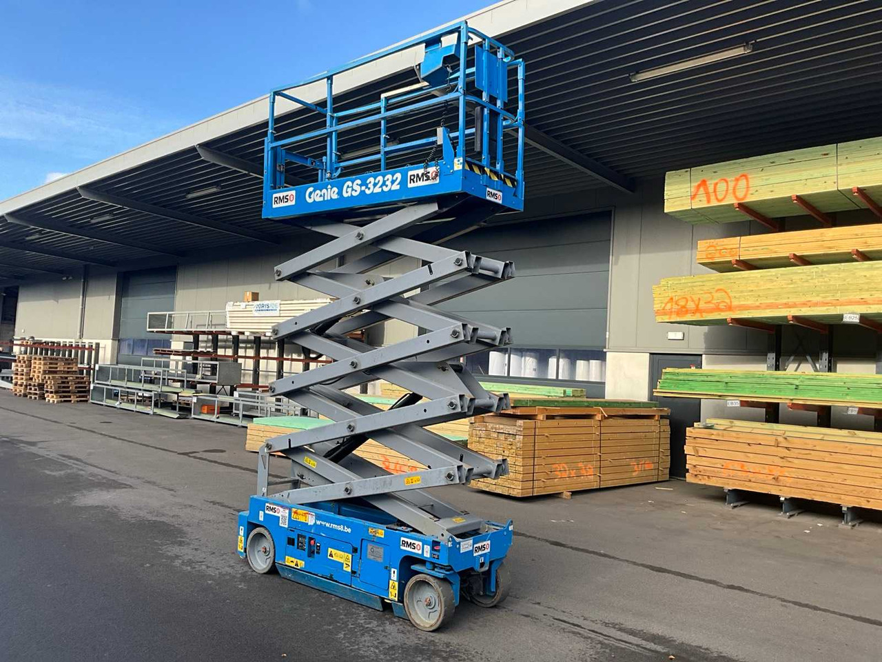 2015 GENIE GS-3232 AERIAL WORK PLATFORM - Aerial platform: picture 2 2015 GENIE GS-3232 AERIAL WORK PLATFORM - Aerial platform: picture 2