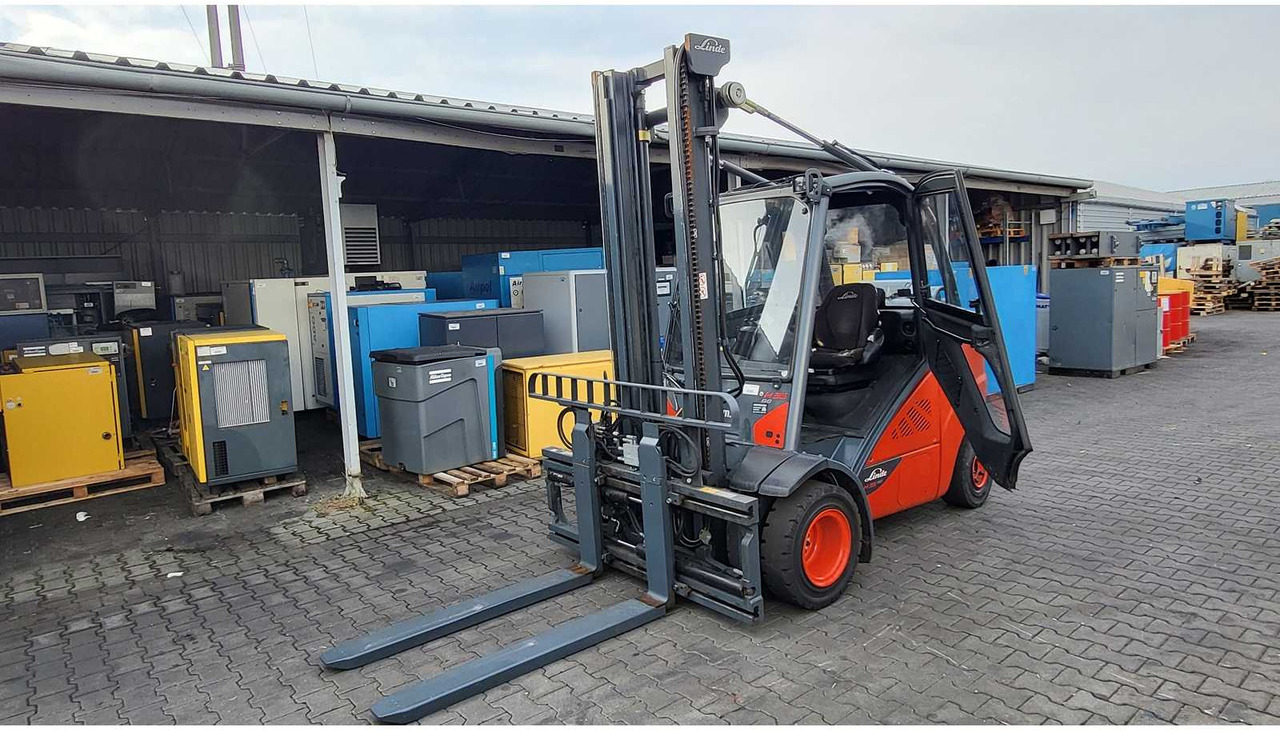 2016 LINDE H35T-02 FORKLIFT TRUCKS - Forklift: picture 2 2016 LINDE H35T-02 FORKLIFT TRUCKS - Forklift: picture 2