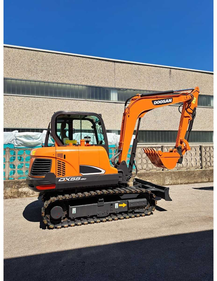 2018 DOOSAN DX55-9C MINI EXCAVATOR - Excavator: picture 4 2018 DOOSAN DX55-9C MINI EXCAVATOR - Excavator: picture 4
