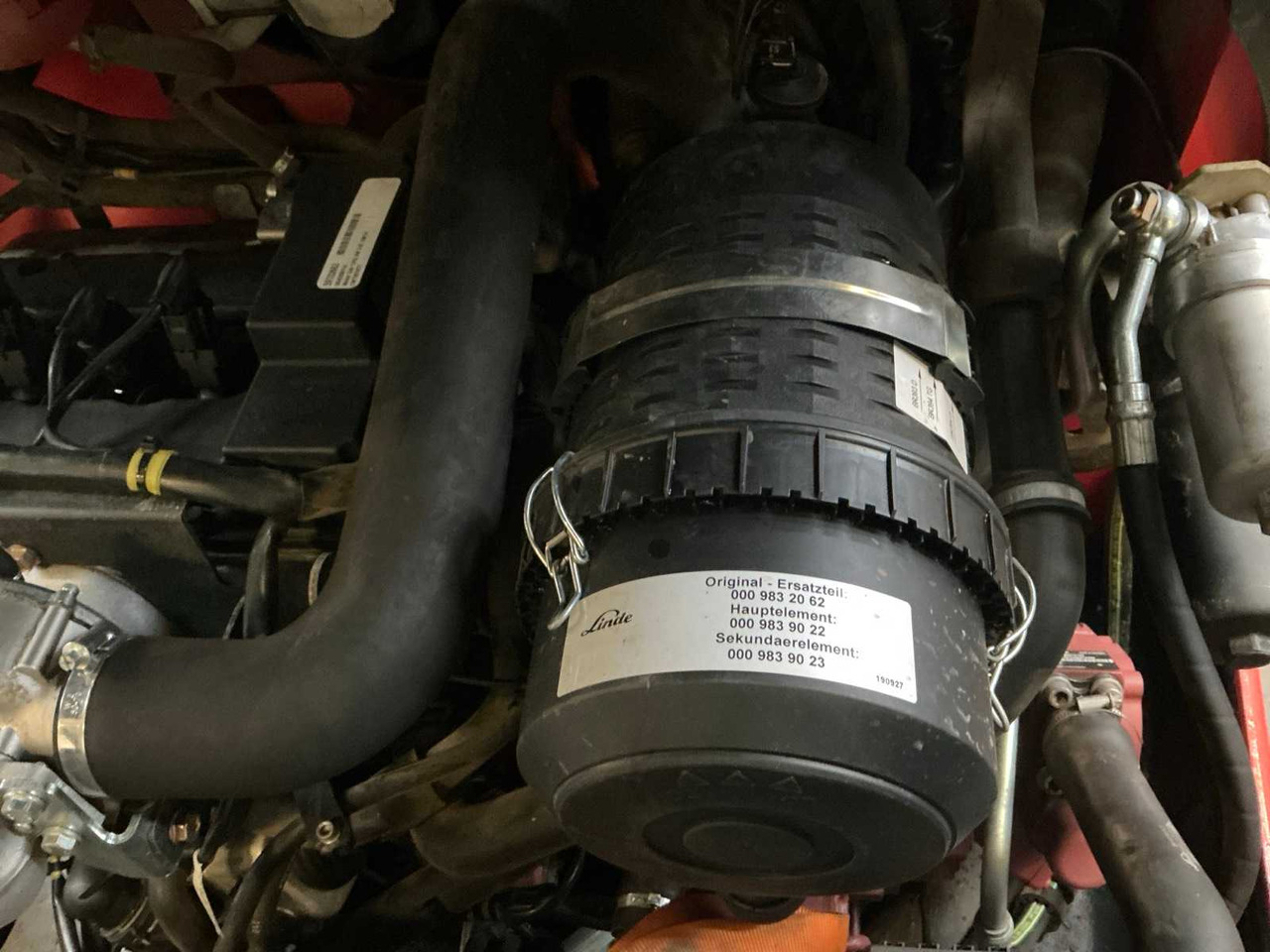 2019 LINDE H40T-02 FORKLIFT - Forklift: picture 4 2019 LINDE H40T-02 FORKLIFT - Forklift: picture 4