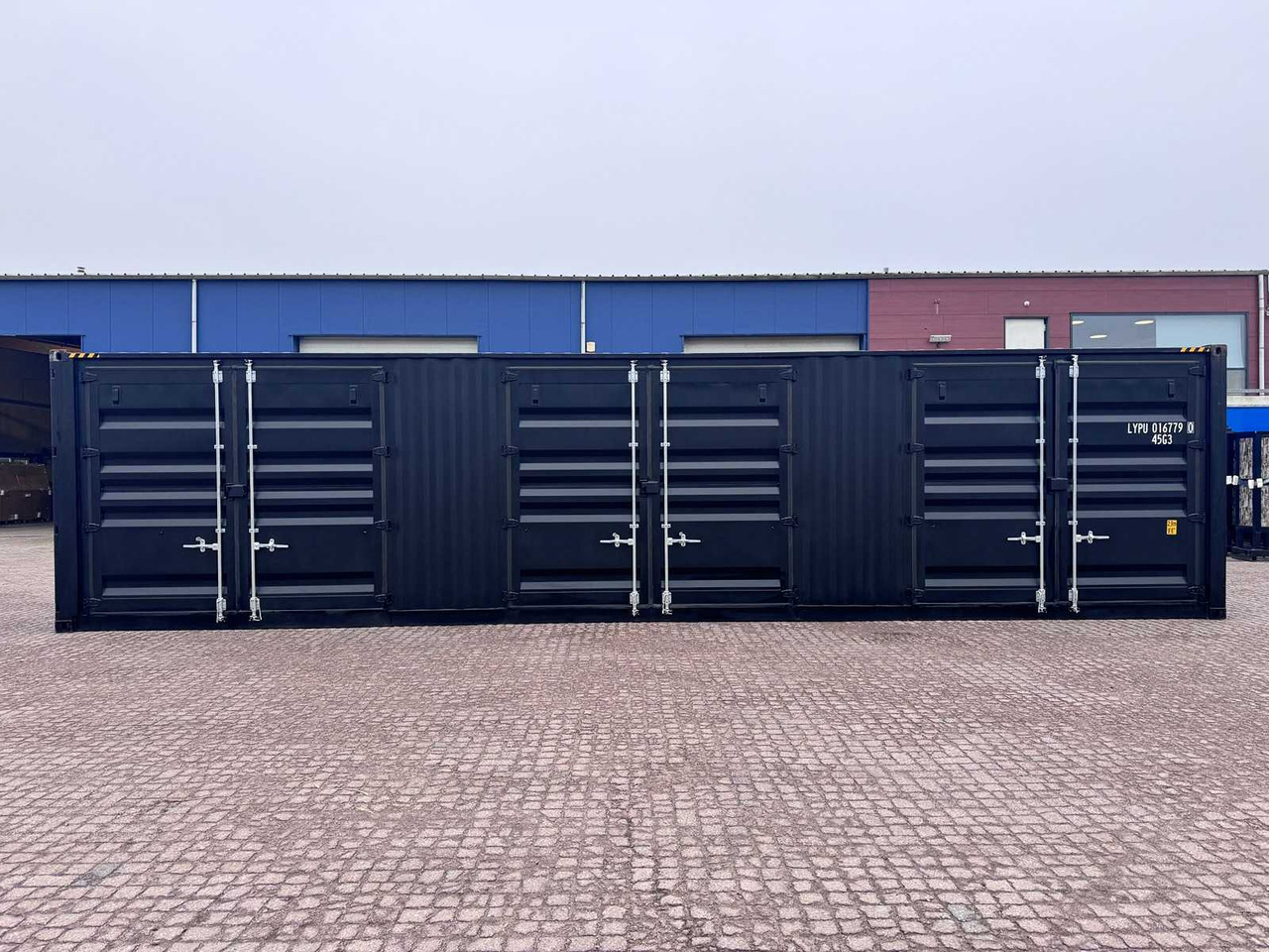 40ft High Cube shipping container with 3 side doors - Shipping container: picture 4 40ft High Cube shipping container with 3 side doors - Shipping container: picture 4