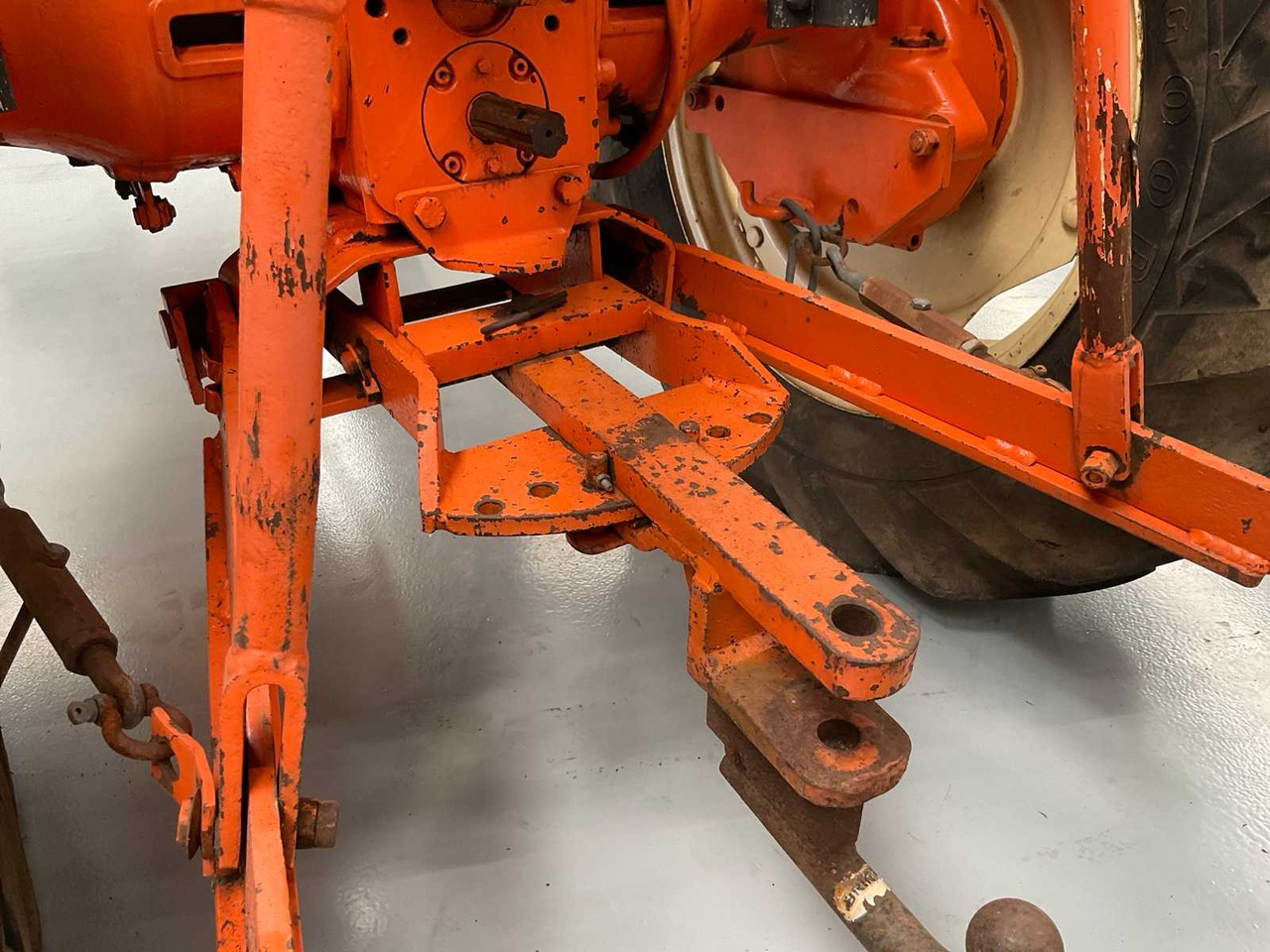 Farm tractor Allis-Chalmers FD4: picture 14