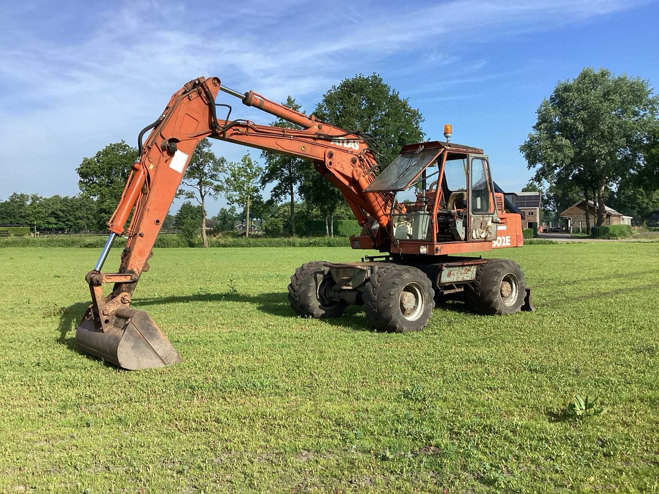 Atlas AB 1302 E - Wheel excavator: picture 1 Atlas AB 1302 E - Wheel excavator: picture 1