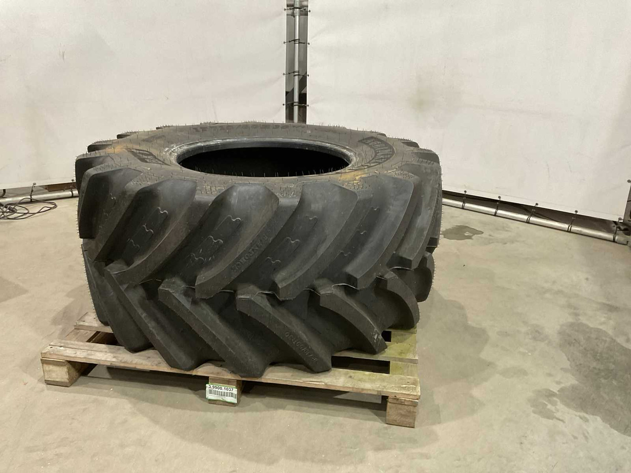 BKT AgrimaxForce - Wheels and tires for Farm tractor: picture 1 BKT AgrimaxForce - Wheels and tires for Farm tractor: picture 1