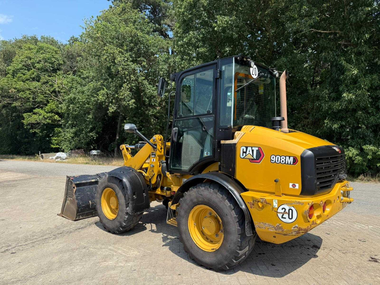 CAT 908M - Wheel loader: picture 3 CAT 908M - Wheel loader: picture 3