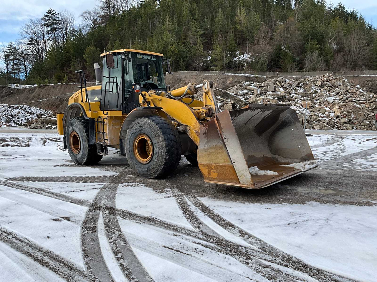 CAT 972H - Wheel loader: picture 1 CAT 972H - Wheel loader: picture 1
