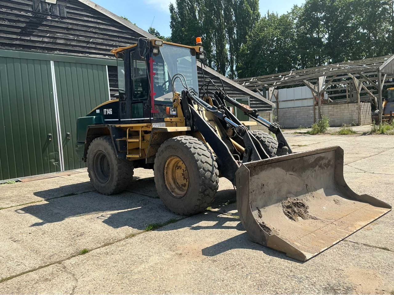 CAT IT140 - Wheel loader: picture 3 CAT IT140 - Wheel loader: picture 3