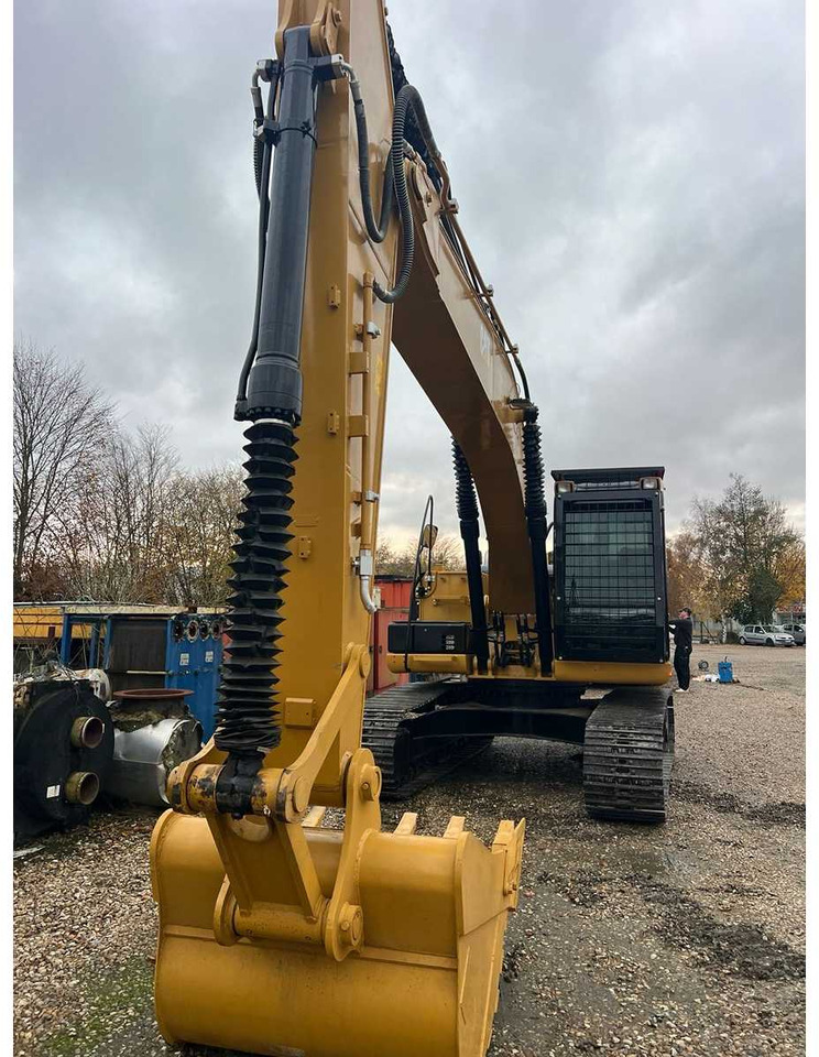 CATERPILLAR - 2016 - 320 D2 - CRAWLER EXCAVATOR - Excavator: picture 4 CATERPILLAR - 2016 - 320 D2 - CRAWLER EXCAVATOR - Excavator: picture 4