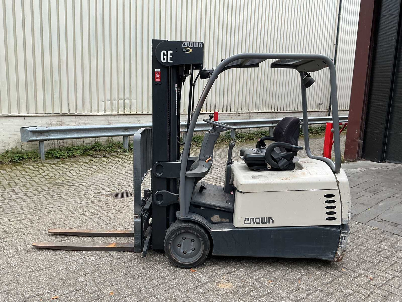 CROWN - SC4540-40 - FORKLIFT TRUCKS - Forklift: picture 2 CROWN - SC4540-40 - FORKLIFT TRUCKS - Forklift: picture 2