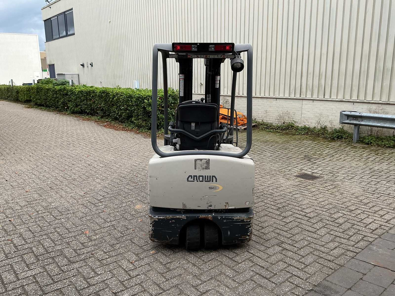 CROWN - SC4540-40 - FORKLIFT TRUCKS - Forklift: picture 4 CROWN - SC4540-40 - FORKLIFT TRUCKS - Forklift: picture 4