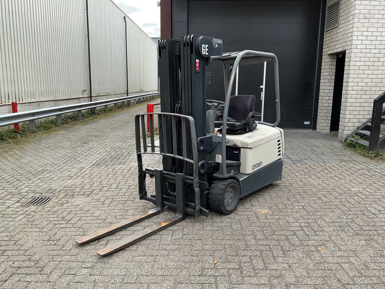 CROWN - SC4540-40 - FORKLIFT TRUCKS - Forklift: picture 1 CROWN - SC4540-40 - FORKLIFT TRUCKS - Forklift: picture 1
