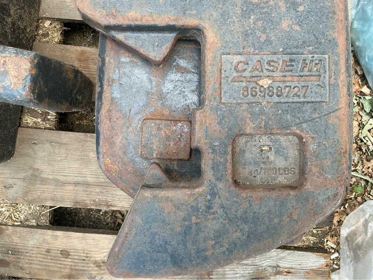 Case IH 86988727 - Front loader for tractor: picture 1 Case IH 86988727 - Front loader for tractor: picture 1
