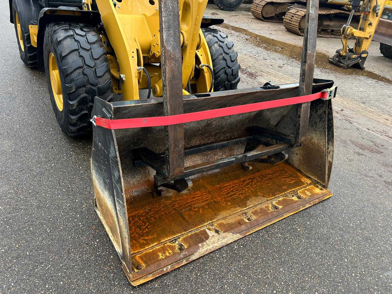 Caterpillar 906 - Wheel loader: picture 5 Caterpillar 906 - Wheel loader: picture 5