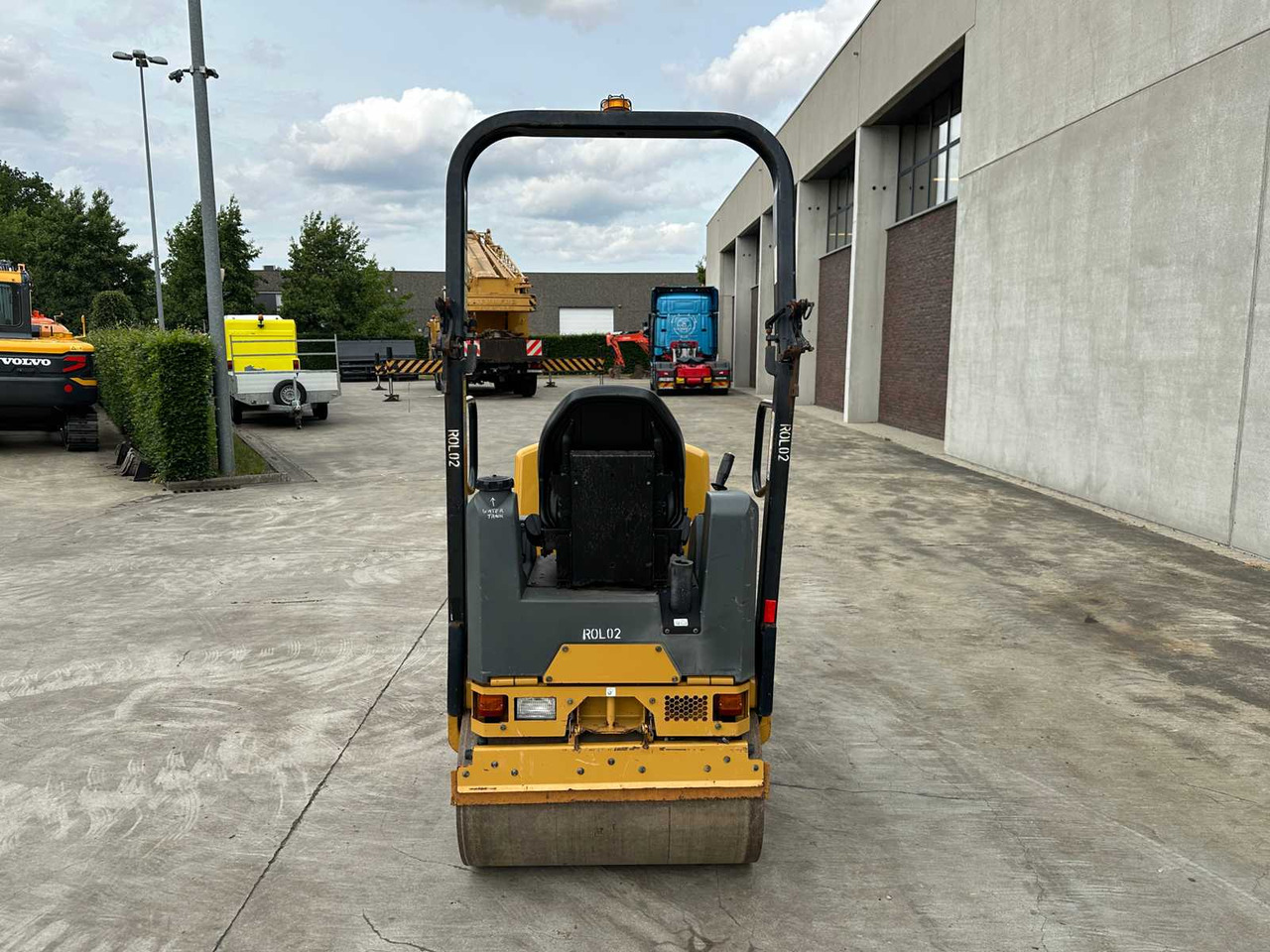 Caterpillar CB14 CB14B - Road roller: picture 5 Caterpillar CB14 CB14B - Road roller: picture 5