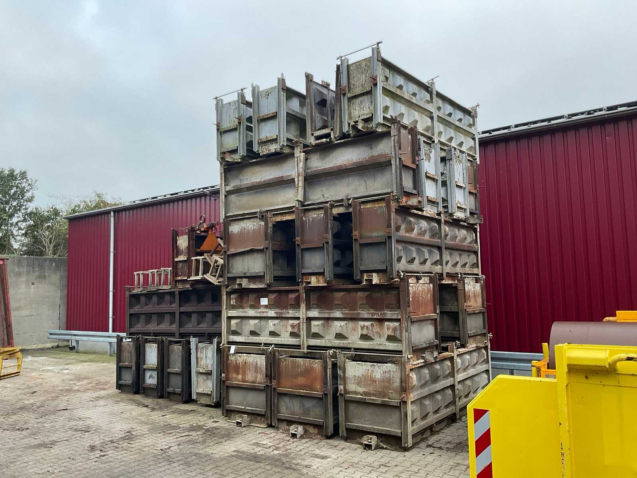 Concrete block mold (25x) - Concrete equipment: picture 3 Concrete block mold (25x) - Concrete equipment: picture 3