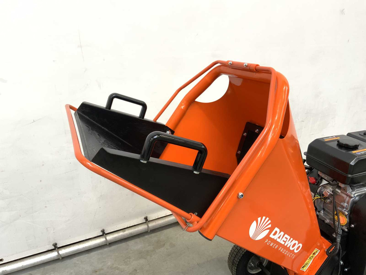 Wood chipper Daewoo DWFWC230: picture 11