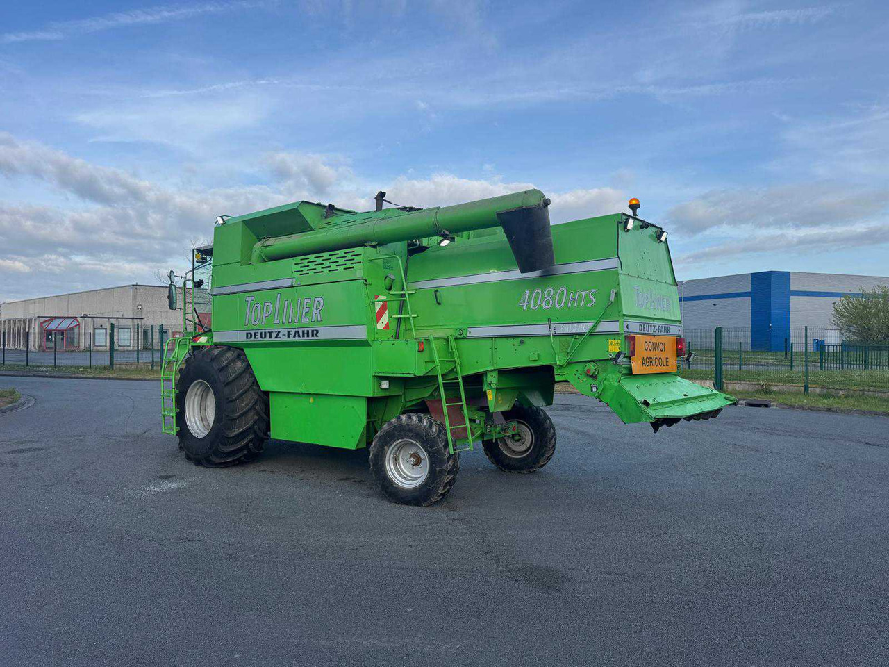 Deutz 4080HTS - Combine harvester: picture 4 Deutz 4080HTS - Combine harvester: picture 4