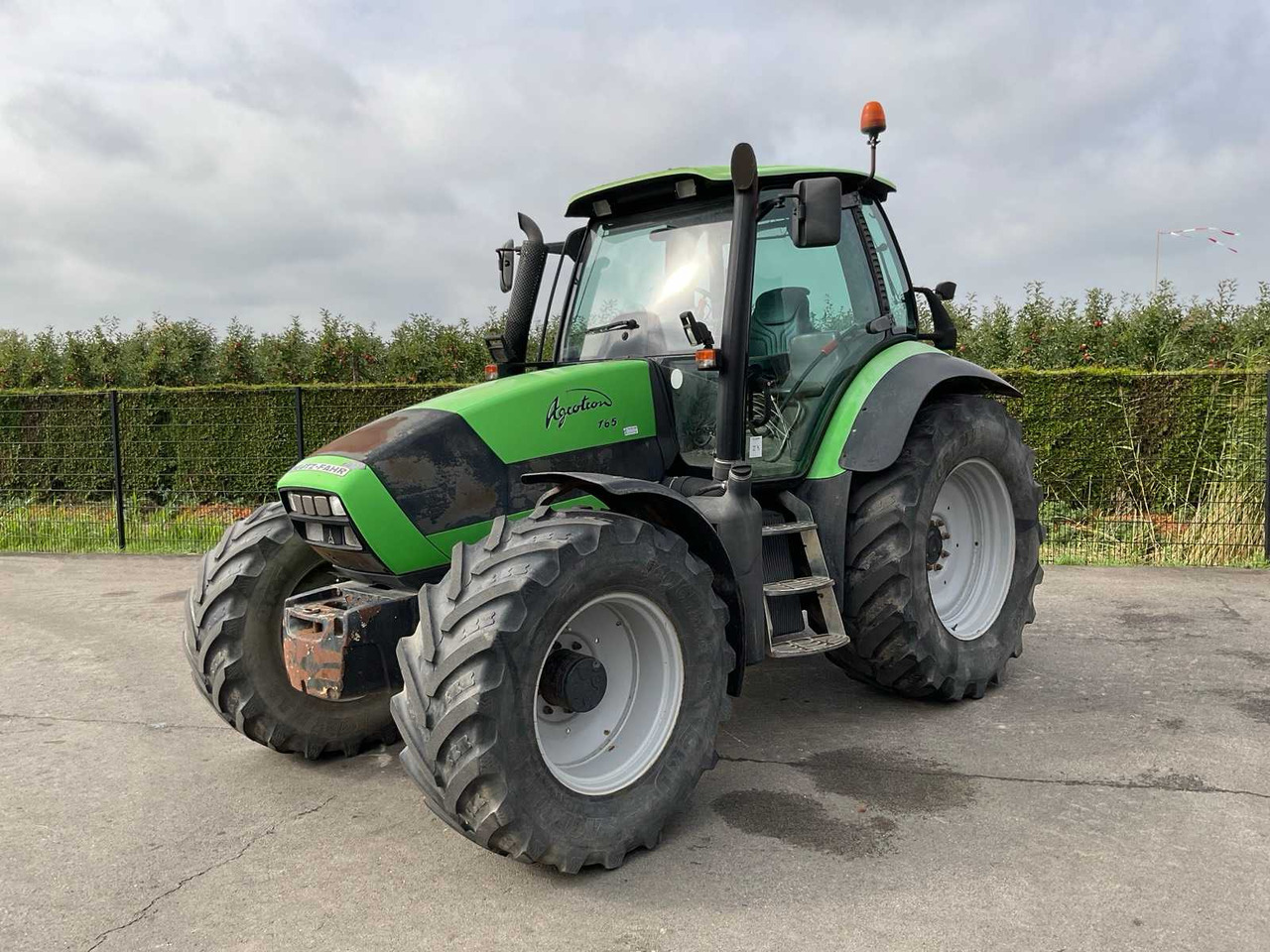 Deutz-Fahr Agrotron 165.7 - Farm tractor: picture 2 Deutz-Fahr Agrotron 165.7 - Farm tractor: picture 2