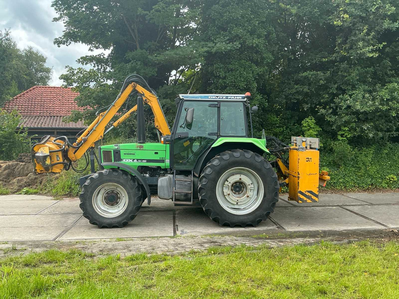 Deutz-fahr DX4.31 SE - Farm tractor: picture 4 Deutz-fahr DX4.31 SE - Farm tractor: picture 4