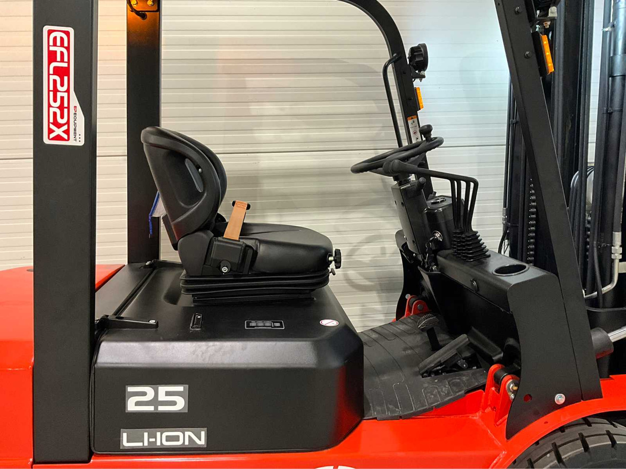 Forklift EP - 2025 - EFL 252 X - FORKLIFT TRUCK: picture 14 Forklift EP - 2025 - EFL 252 X - FORKLIFT TRUCK: picture 14