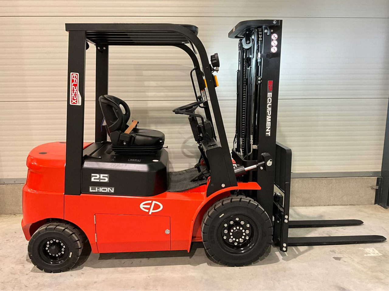 Forklift EP - 2025 - EFL 252 X - FORKLIFT TRUCK: picture 7 Forklift EP - 2025 - EFL 252 X - FORKLIFT TRUCK: picture 7
