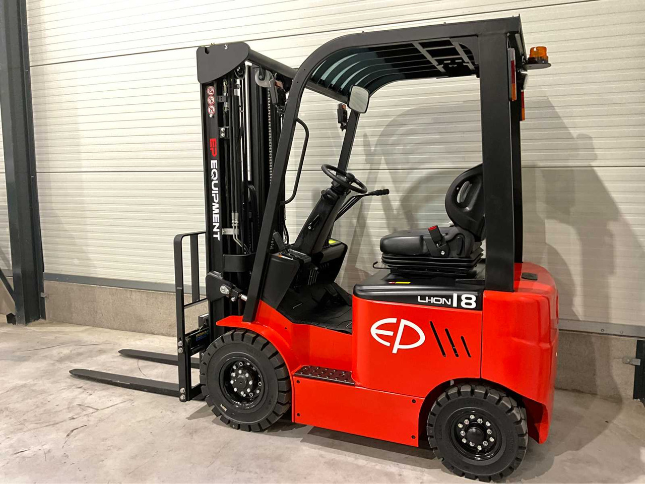 EP - EFL 181 LI-ION - FORKLIFT TRUCK - Forklift: picture 3 EP - EFL 181 LI-ION - FORKLIFT TRUCK - Forklift: picture 3