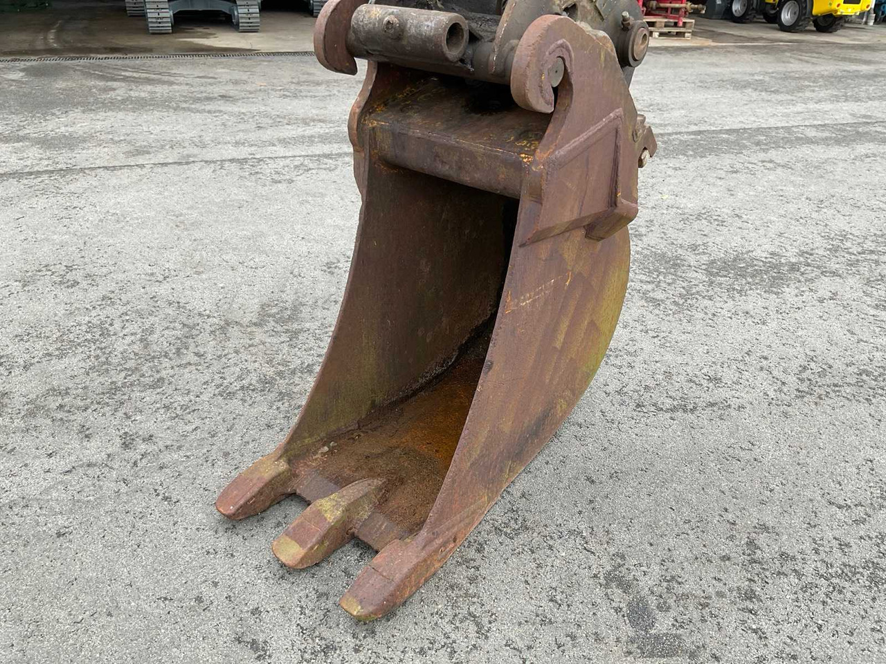 Wheel excavator Fiat Hitachi Etec 815B: picture 8