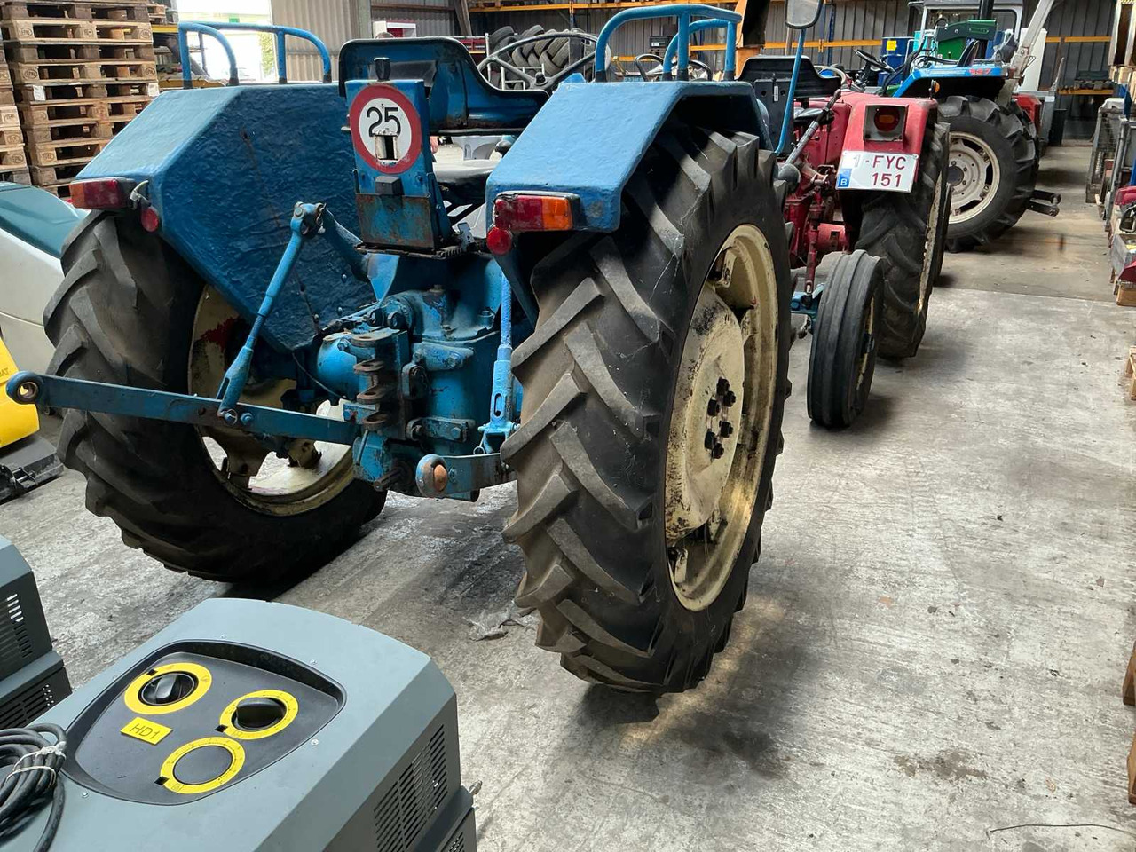 Fordson Super Major - Compact tractor: picture 5 Fordson Super Major - Compact tractor: picture 5