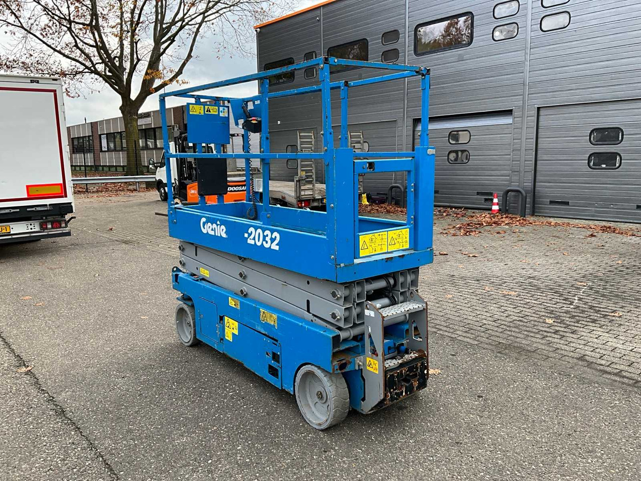 Genie GS-2032 - Aerial platform: picture 4 Genie GS-2032 - Aerial platform: picture 4