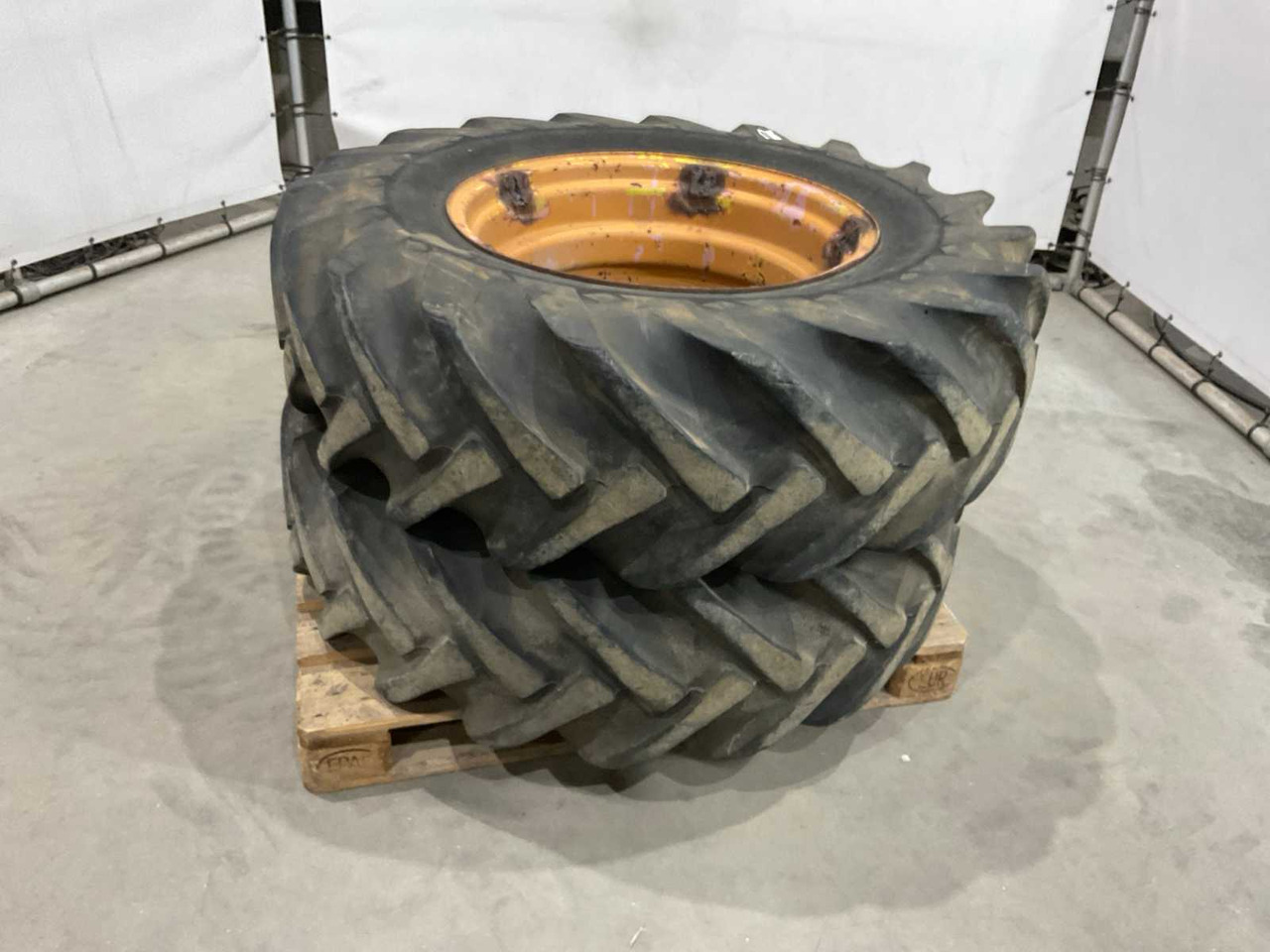 Good Year - Wheels and tires for Farm tractor: picture 3 Good Year - Wheels and tires for Farm tractor: picture 3