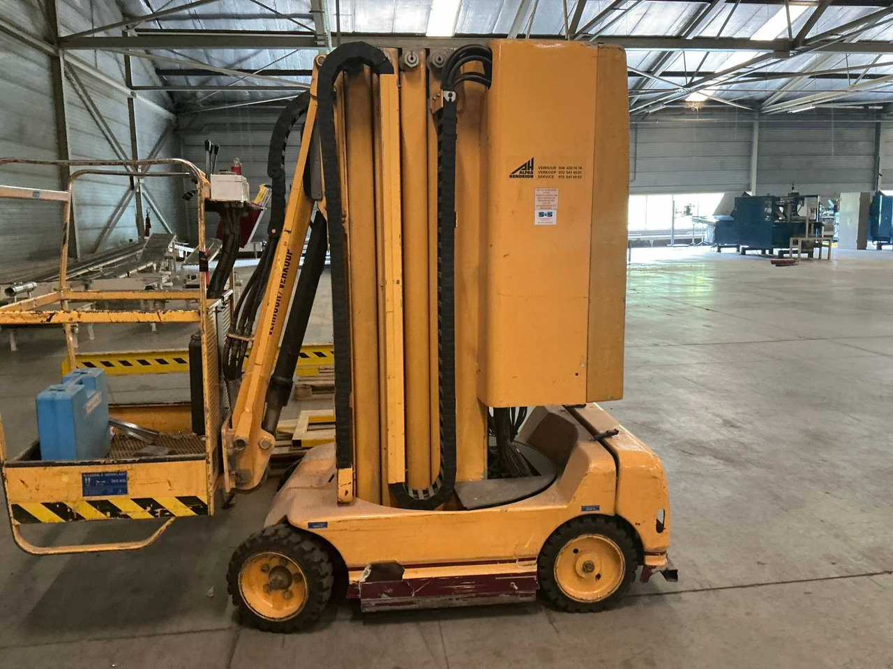 Grove Manlift Toucan 1100 - Aerial platform: picture 2 Grove Manlift Toucan 1100 - Aerial platform: picture 2