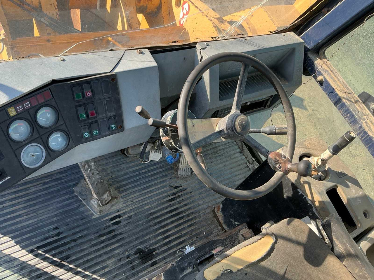 Wheel loader HANOMAG 70 E: picture 7