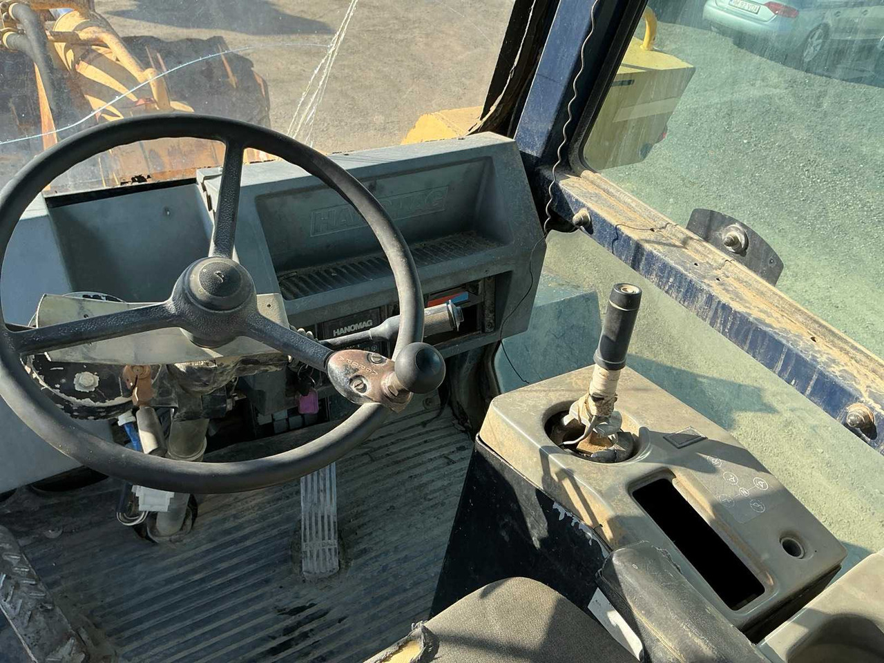 Wheel loader HANOMAG 70 E: picture 8