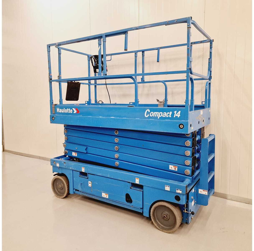 Haulotte Compact 14 - Aerial platform: picture 3 Haulotte Compact 14 - Aerial platform: picture 3