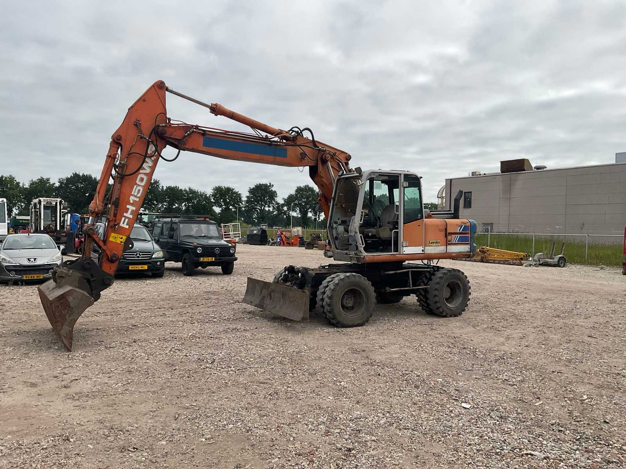 Hitachi FH 150W.3 - Mobile crane: picture 2 Hitachi FH 150W.3 - Mobile crane: picture 2