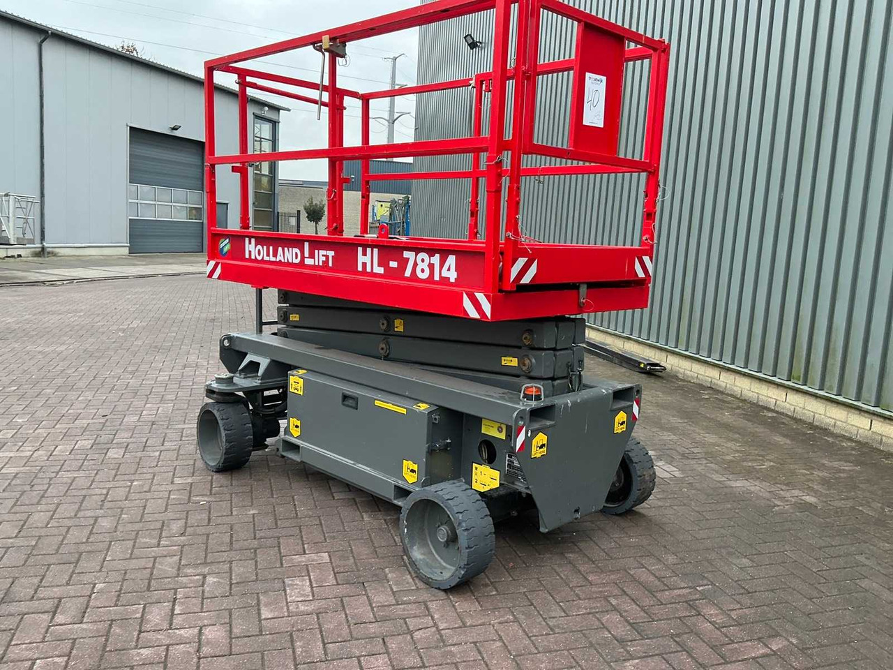 Aerial platform Holland lift HL-7814: picture 7 Aerial platform Holland lift HL-7814: picture 7