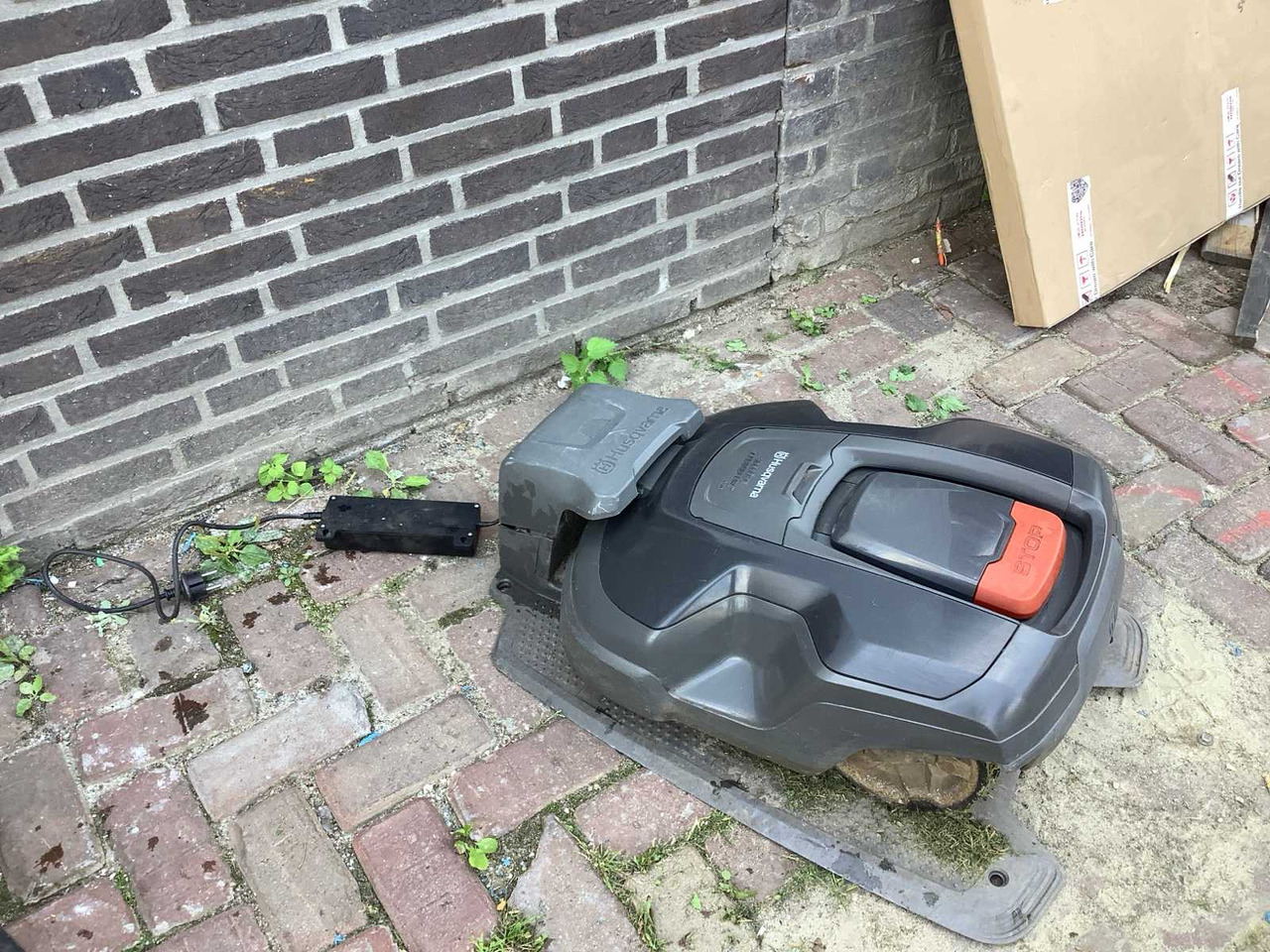 Husqvarna 310 - Garden mower: picture 3 Husqvarna 310 - Garden mower: picture 3