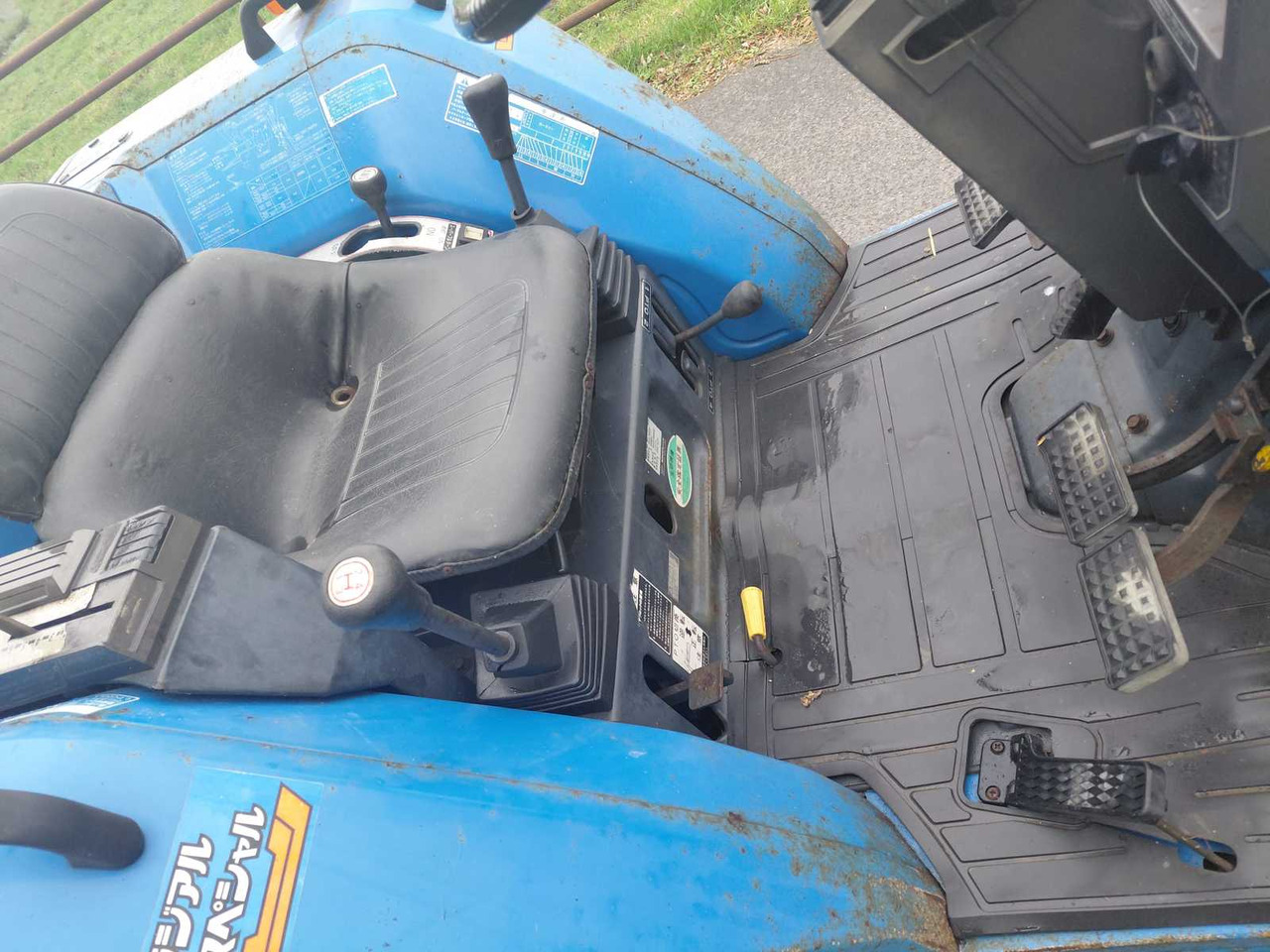 Compact tractor Iseki TA227: picture 6
