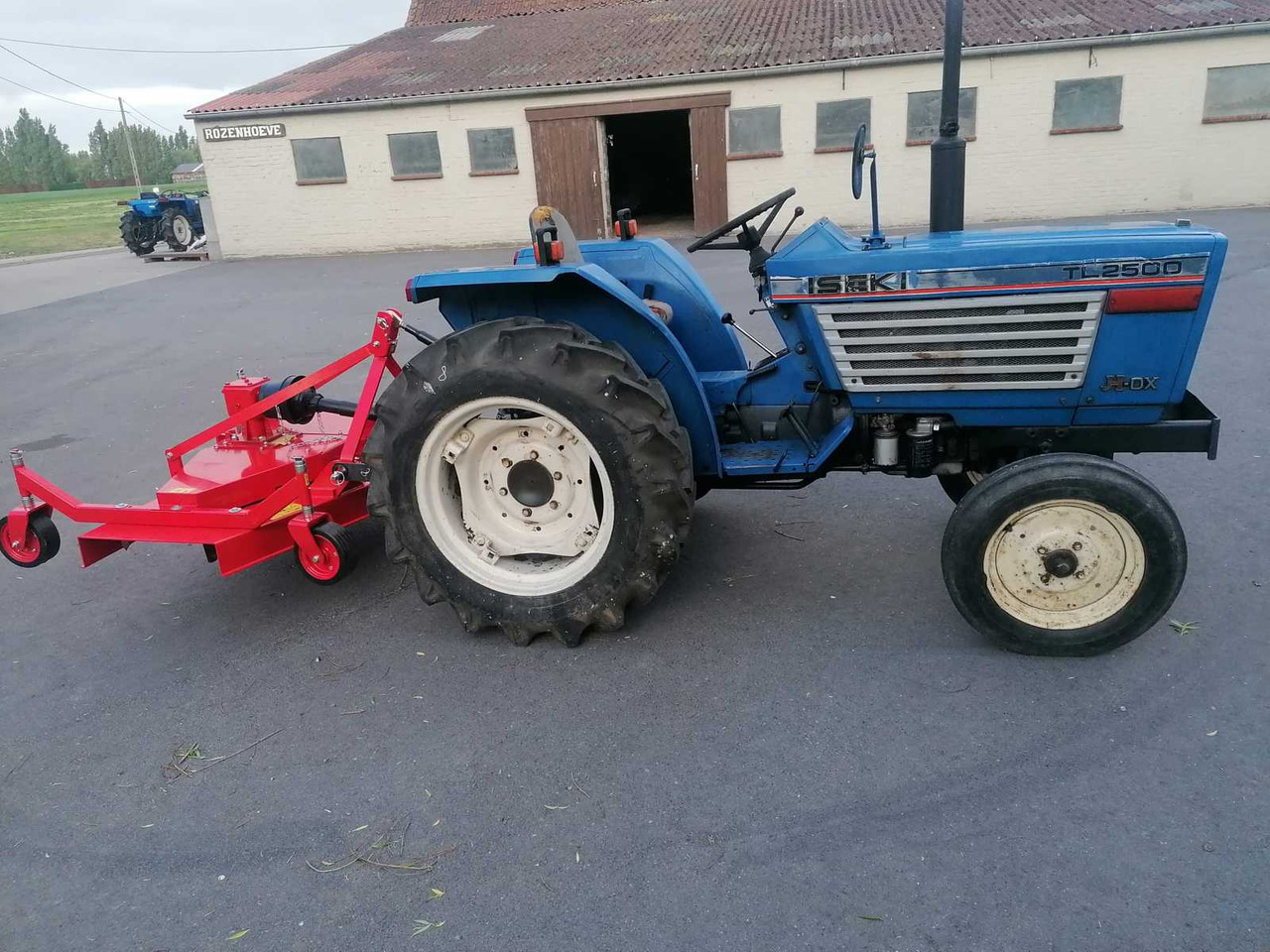 Iseki TL2500 - Compact tractor: picture 3 Iseki TL2500 - Compact tractor: picture 3