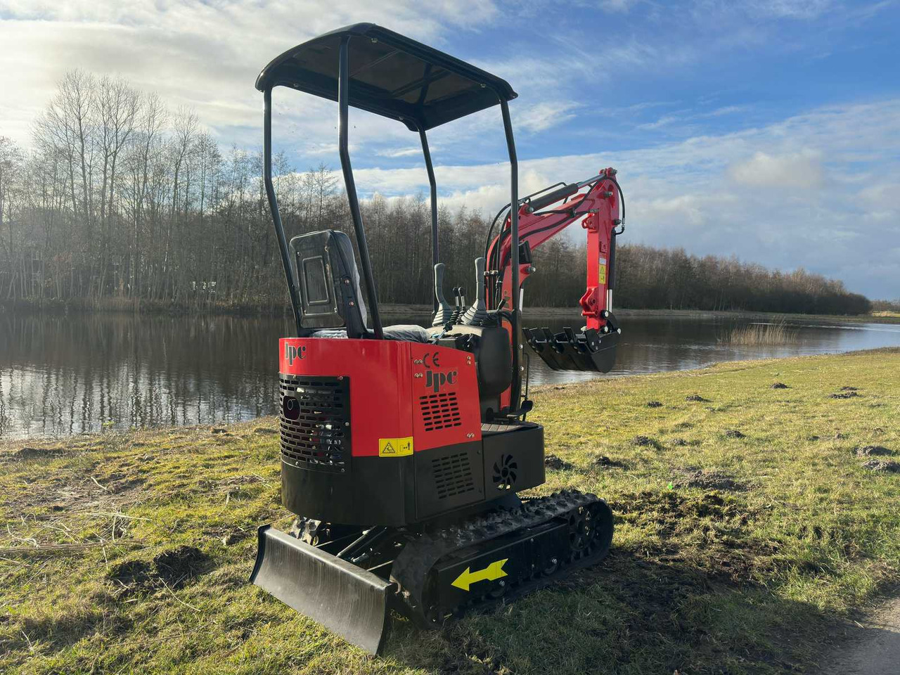 JPC HT12 R - Mini excavator: picture 5 JPC HT12 R - Mini excavator: picture 5