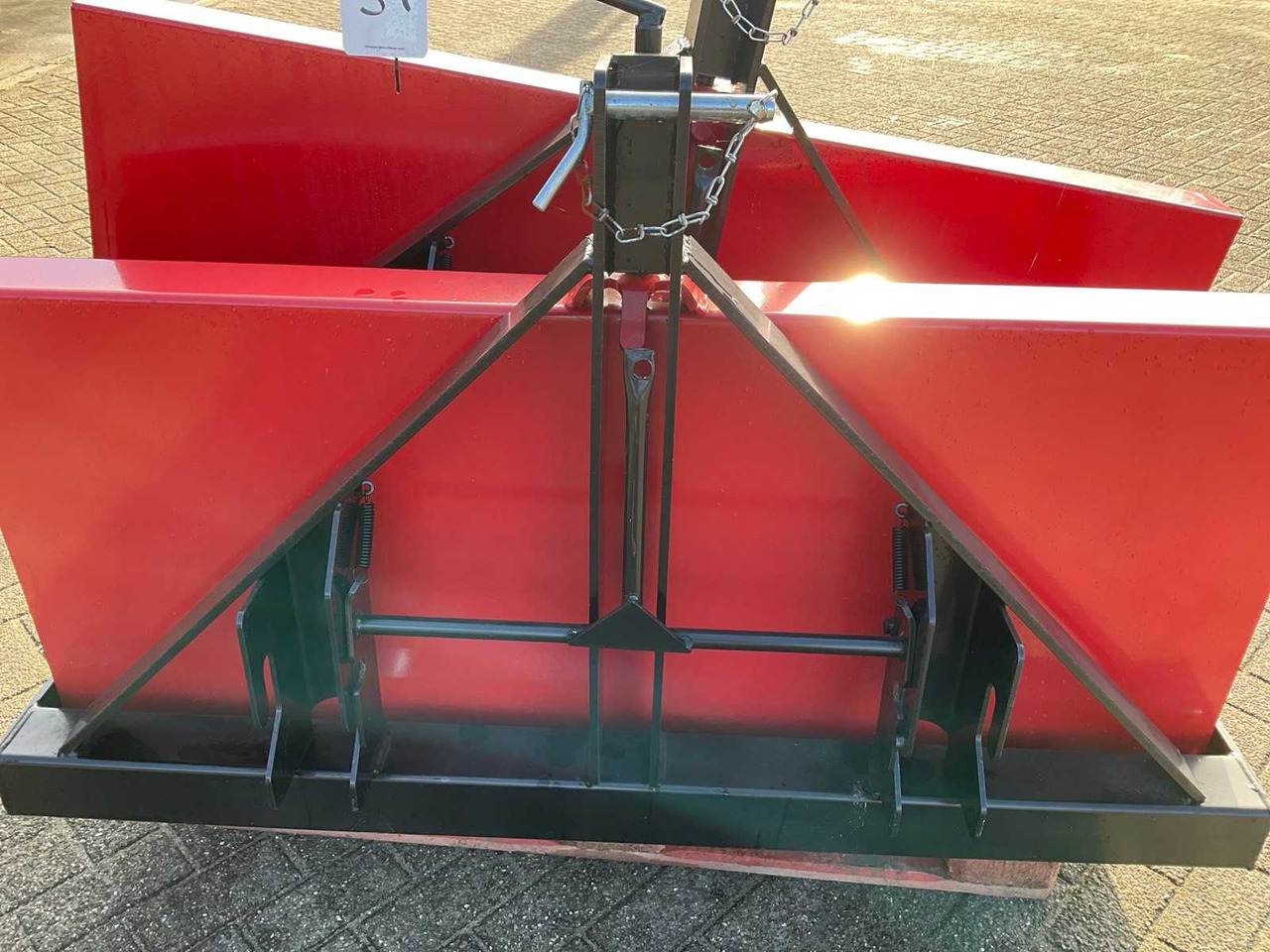 Jako - Front loader for tractor: picture 5 Jako - Front loader for tractor: picture 5