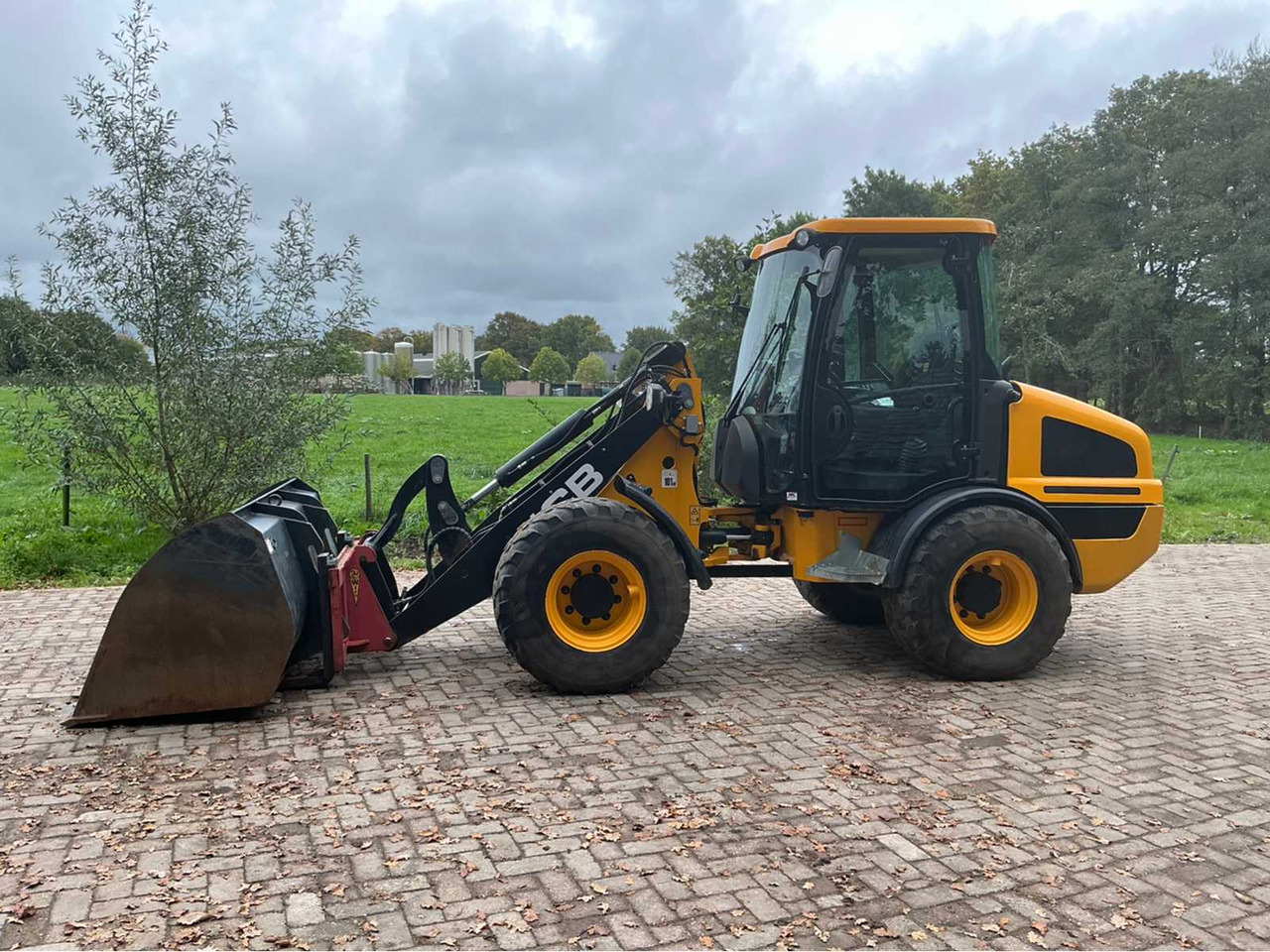 Jcb 407 - Wheel loader: picture 2 Jcb 407 - Wheel loader: picture 2