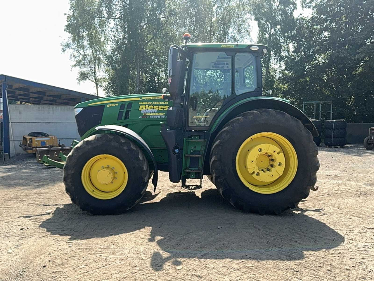 John Deere 6230 R 4AWD - Farm tractor: picture 2 John Deere 6230 R 4AWD - Farm tractor: picture 2