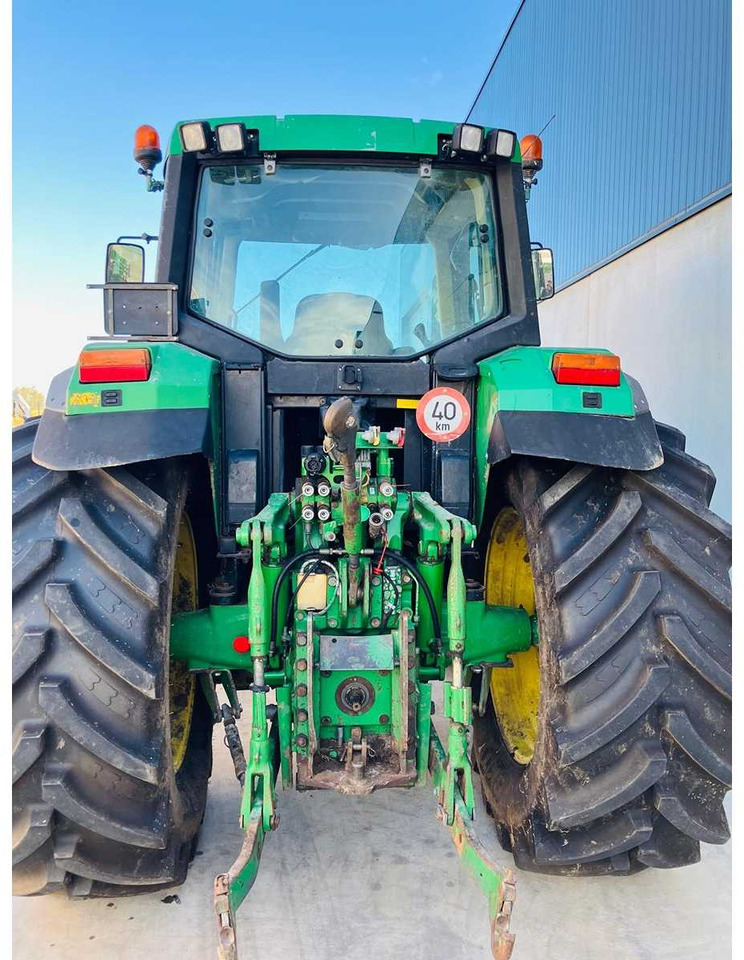 John Deere 6910 - Farm tractor: picture 4 John Deere 6910 - Farm tractor: picture 4