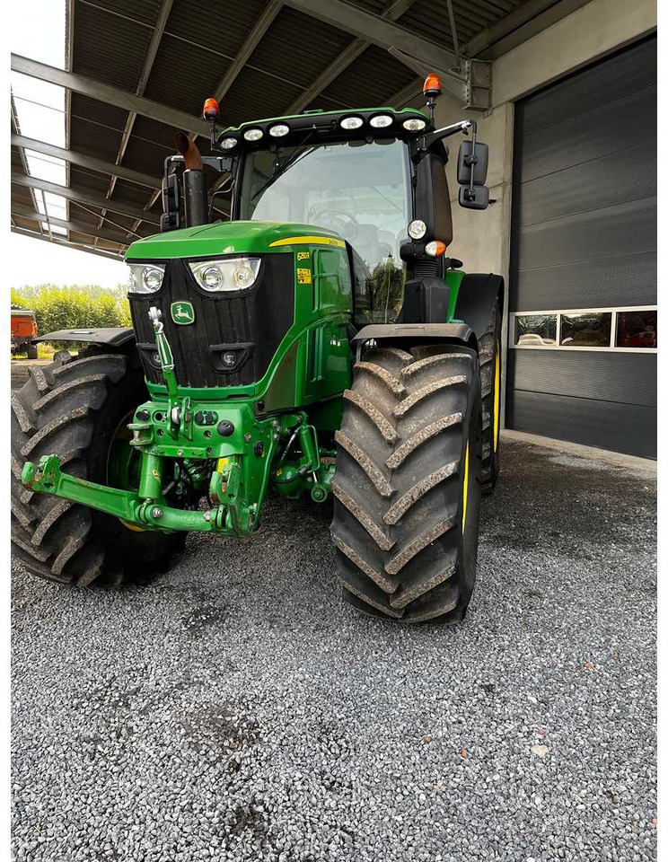 John Deere JOHN DEERE - 6250R - 4-WHEEL DRIVE TRACTOR - 2017 - Farm tractor: picture 5 John Deere JOHN DEERE - 6250R - 4-WHEEL DRIVE TRACTOR - 2017 - Farm tractor: picture 5
