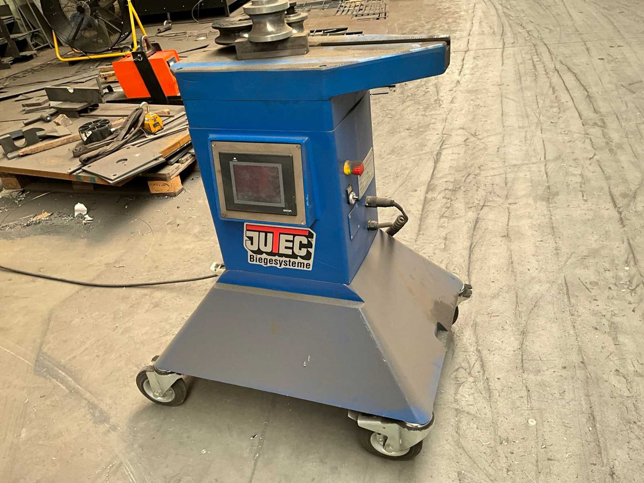 Jutec 6000-DS - Construction equipment: picture 1 Jutec 6000-DS - Construction equipment: picture 1